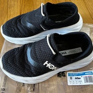 Hoka women’s ora recovery shoe 2 black size 8